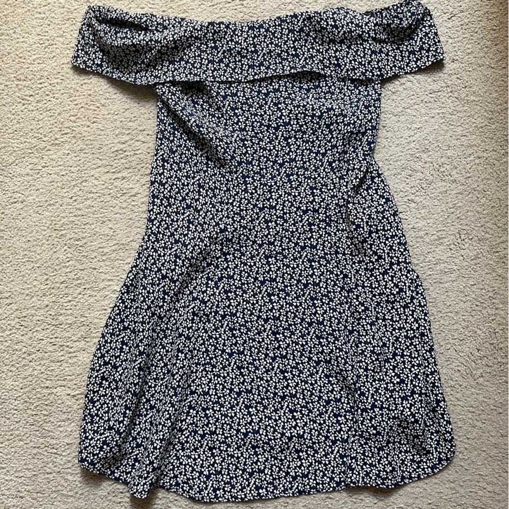 Off the Shoulder Flower Dress